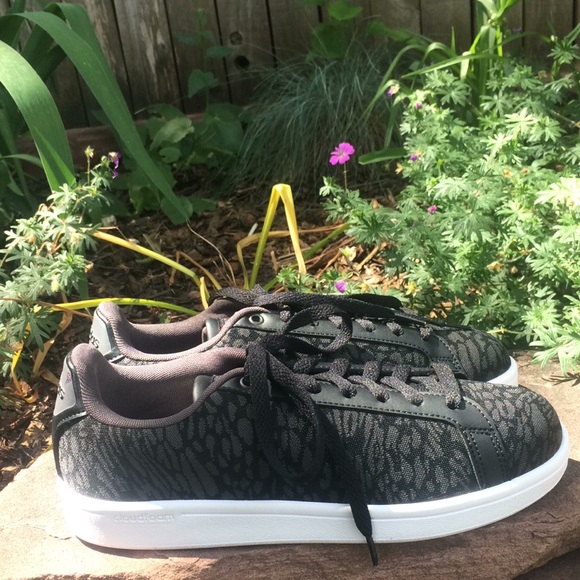 adidas Shoes - NEW Adidas Cloud Foam Memory Foam Sneakers